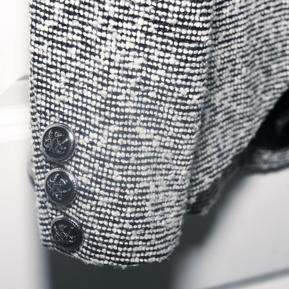 NWT Forever 21 Boucle Double-Breasted Tulip-Hem Jacket with Silver Flecks - Picture 4 of 5